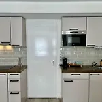 Beautiful Surf Style Studio By The Sea